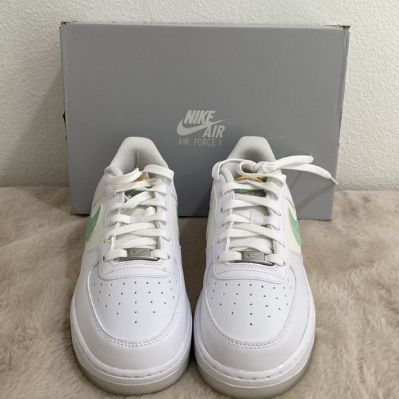 🆕 NIKE Air Force 1 LV8 GS Casual Sneaker White/Phantom/Mint Foam Low Cut Unisex - Picture 2 of 15